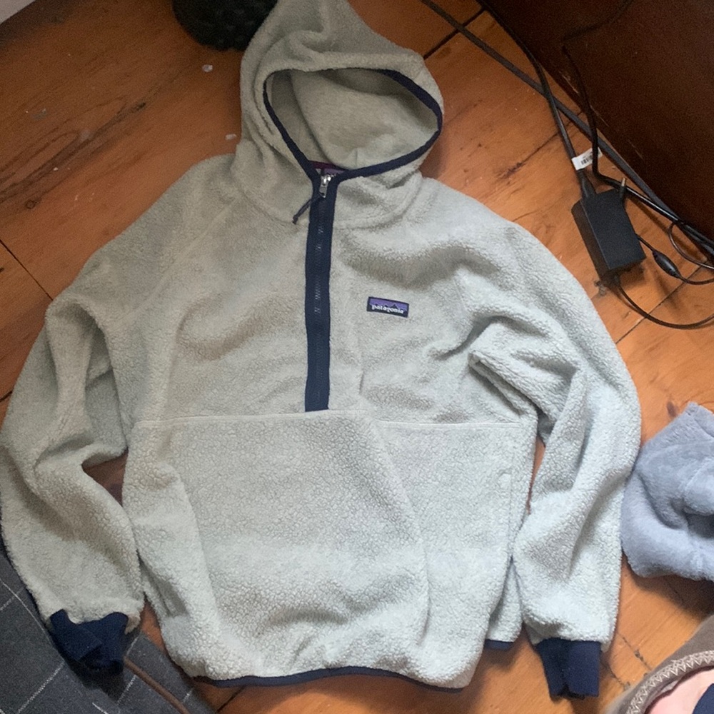 Like new retro Patagonia pullover